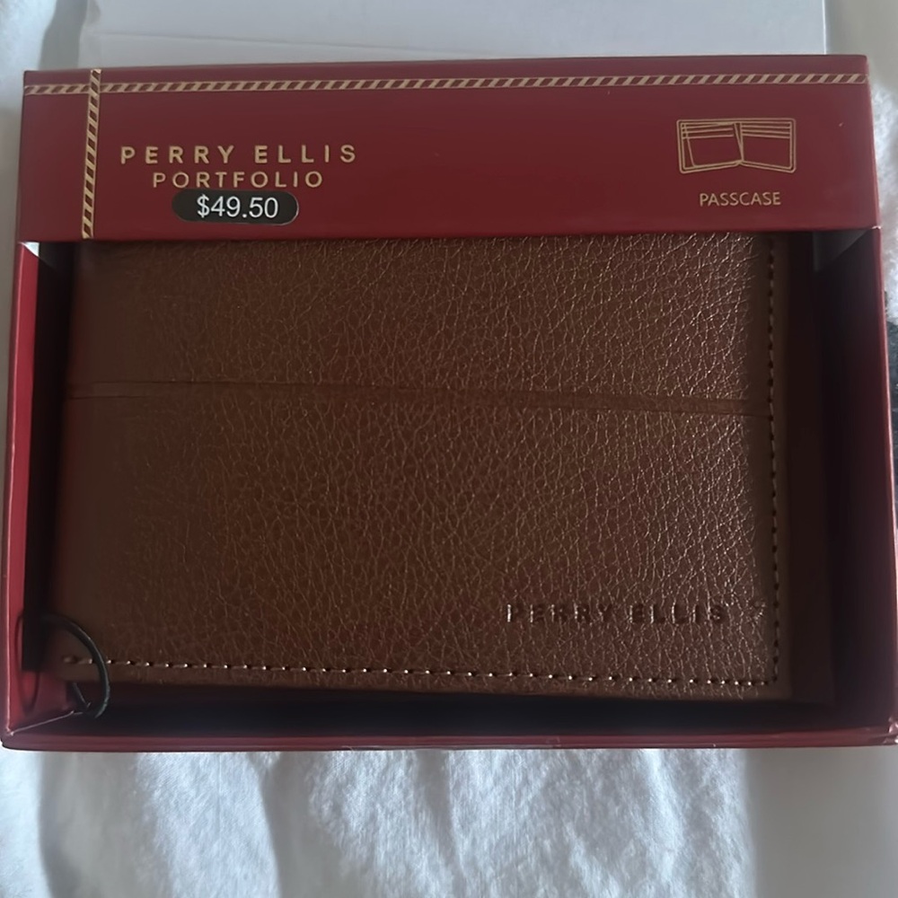 Men’s Perry Ellis Wallet
